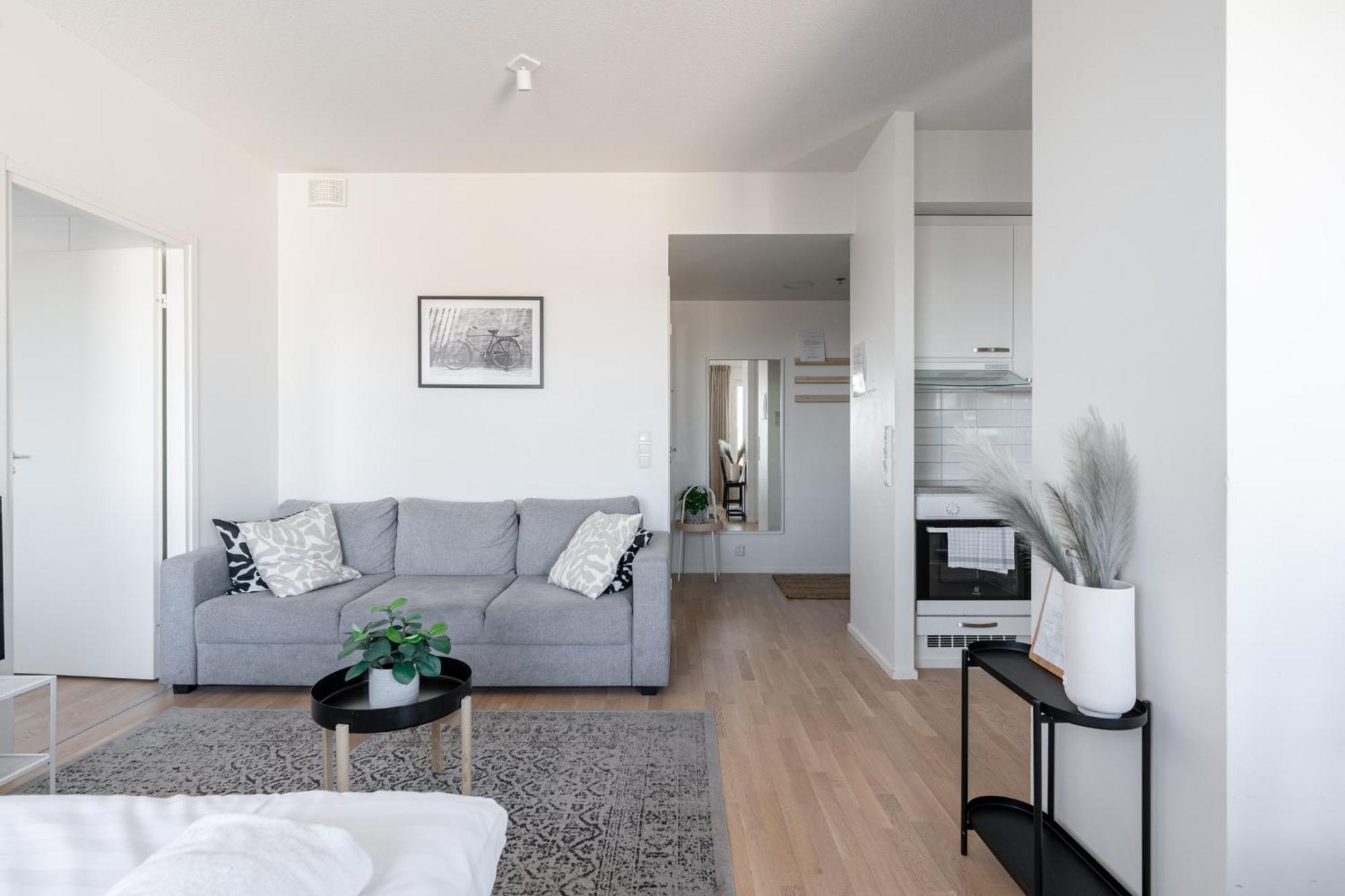 "Pyynikinkulma" - 1Br Apt With Stunning Views, Sauna & Balcony - Hosted By 2Ndhomes タンペレ エクステリア 写真
